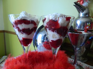 Cheesecake cranberry trifle